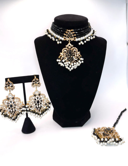 Royal Heirloom Pakistani Choker Set with Earrings & Tikka – Premium Bridal Statement Jewelry