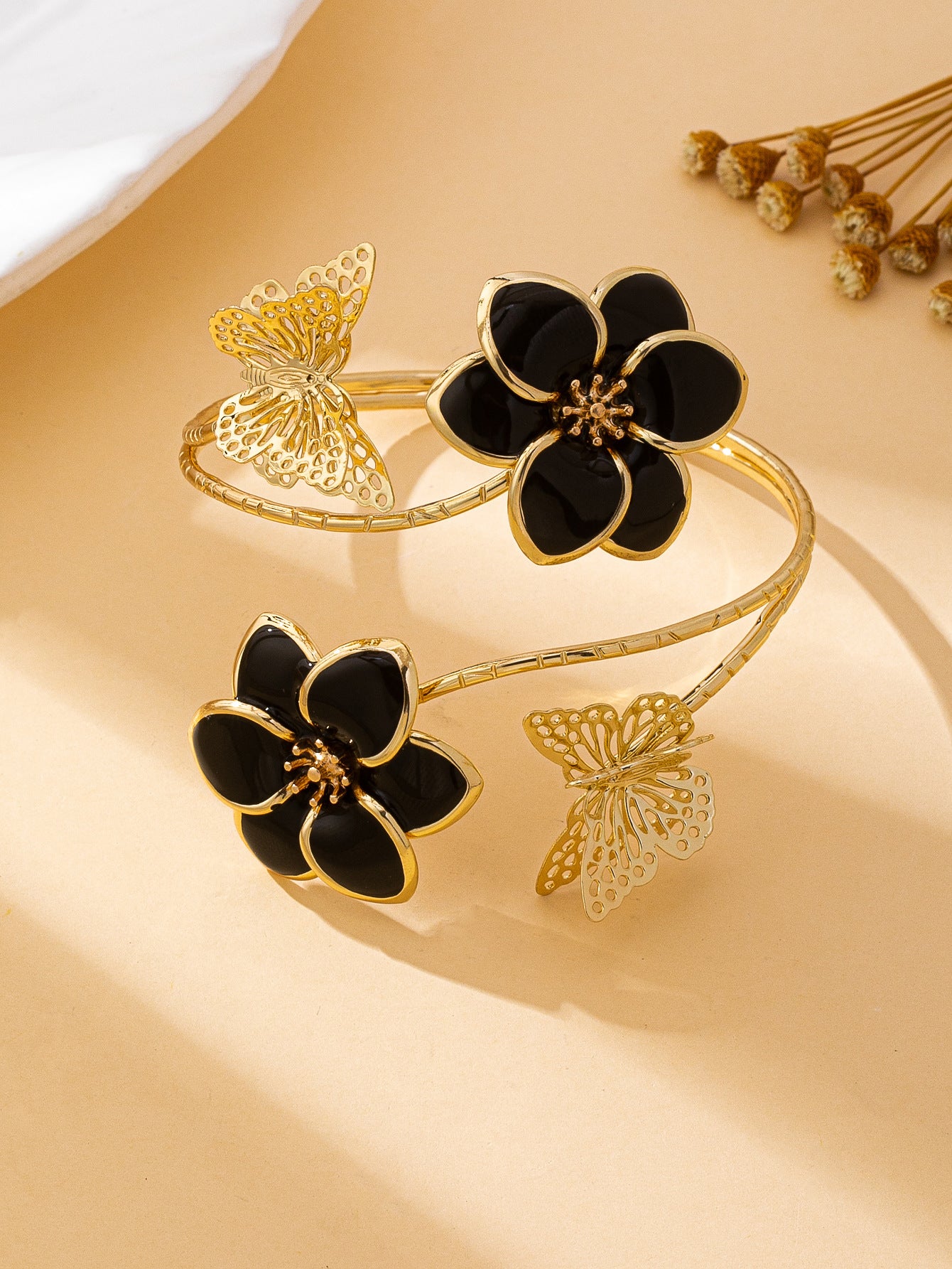 Fashion Flower Butterfly Cold Wind Women's Bangle